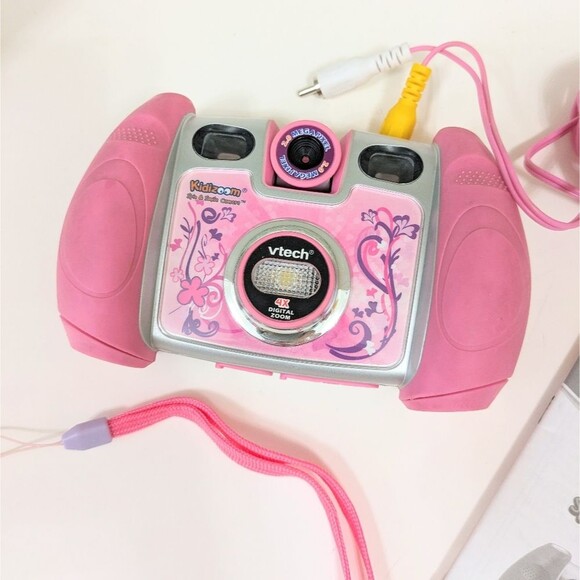 Pink vtech Camera Kidzoom Digital Camera - Picture 3 of 4